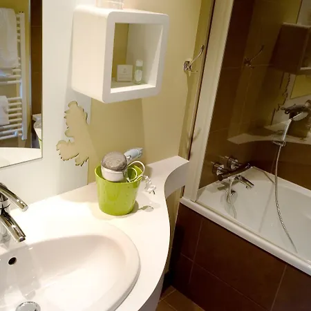 Logis De La Foret 3*