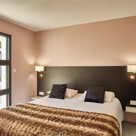 Logis De La Foret 3*