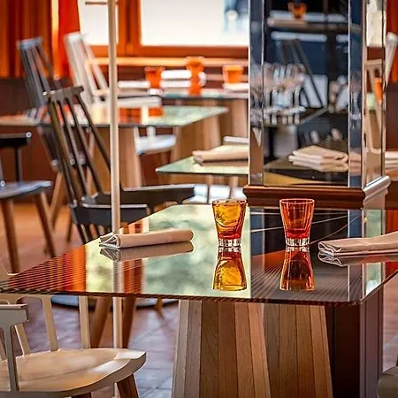 Logis De La Foret Hotel