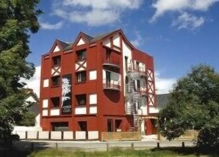 Logis De La Foret Hotel Le Gâvre