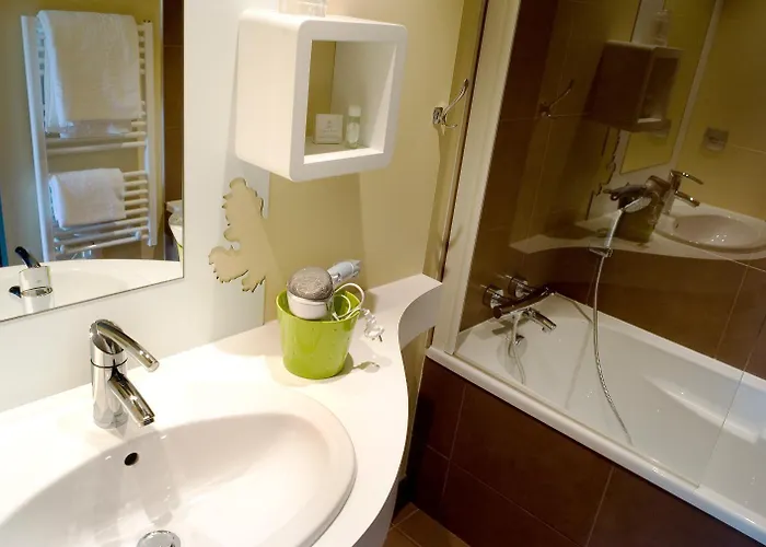 Logis De La Foret 3*