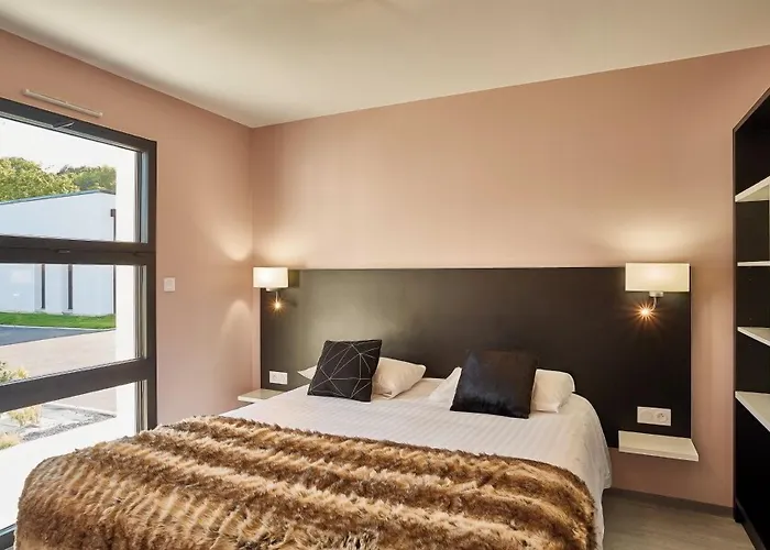 Logis De La Foret 3*