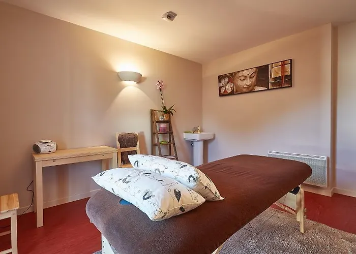 Hotel Logis De La Foret 3*